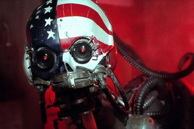 Mark13 to robot-zabójca z kultowego już filmu "Hardware" Mark13 to robot-zabójca z kultowego już filmu "Hardware"