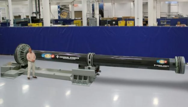 Railgun w trakcie budowy.   Fot. General Atomics