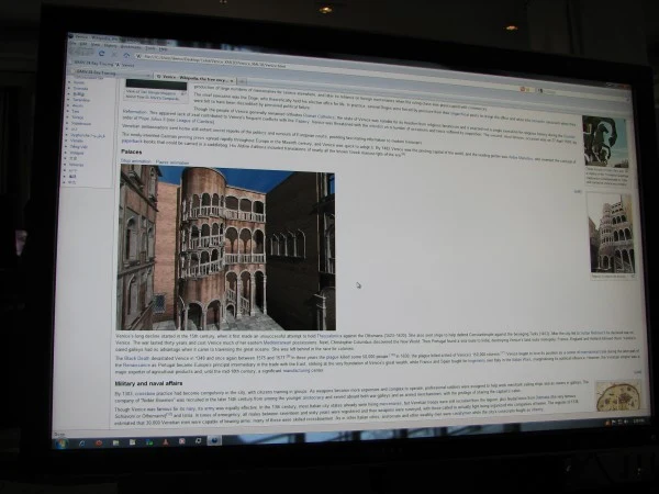 Inną nowością zaprezentowaną w Brukseli była technologia umożliwiająca umieszczanie na stronach internetowych trójwymiarowej grafiki. W tym przypadku była to wycieczka po trójwymiarowej Wenecji.