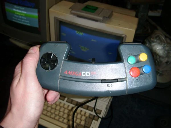 A to joypad do konsoli CD32 A to joypad do konsoli CD32