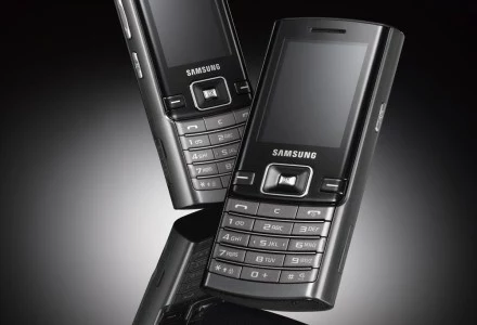 Samsung D780 - na dwie karty SIM