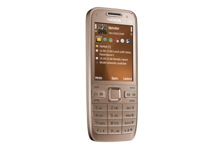 Nokia E52