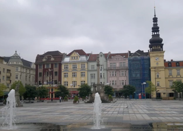 Czeska Orawa - zdjęcia wykonane N8 za dnia są świetne. Bez światła jest już gorzej, ale lampa pomoże