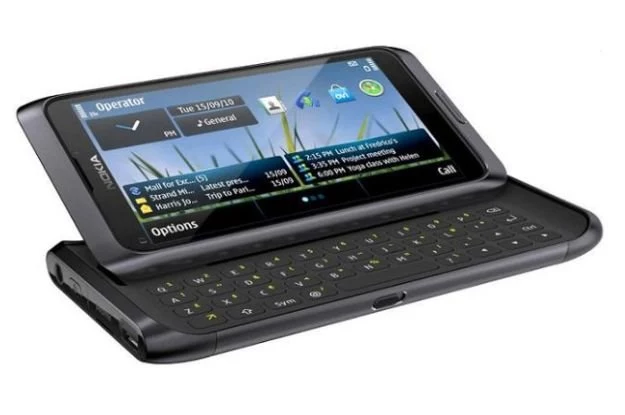 Nokia E7