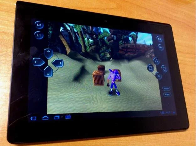 Kultowa gra "Crash Bandicoot" w wersji na Sony Tablet S