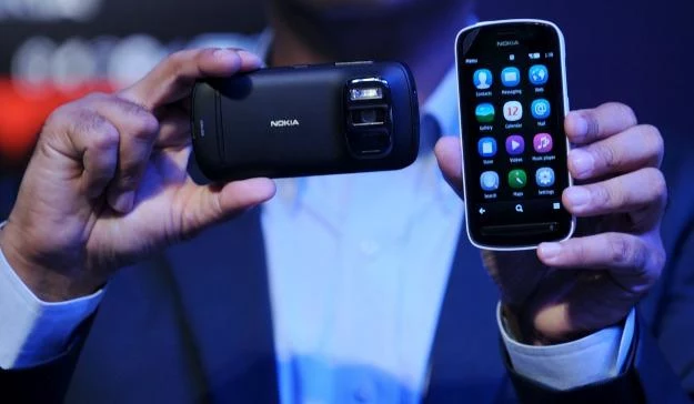 Nokia 808 PureView - czy jego następca będzie miał Windows Phone?