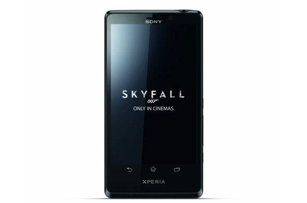 Wraz z nowymi przygodami Bonda musiał pojawić się nowy gadżet - Xperia T i film "Skyfall"