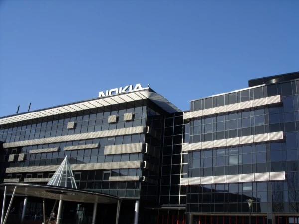 Wejście główne do fabryki. Niestety, nie pozwolono nam fotografować wnętrza