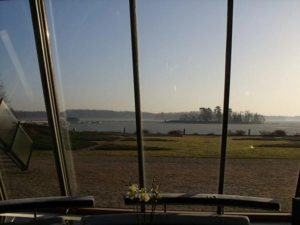 Malowniczy widok wita gości Nokia House w Espoo