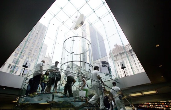 Czy iPhone będzie rewolucją, czy jedynie dobrą kampanią marketingową?