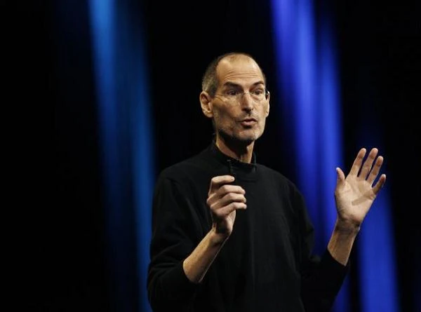 Zdjęcie Steve'a Jobsa z czerwca 2011 podczas prezentacji nowego systemu operacyjnego Mac OS X Lion w San Francisco.