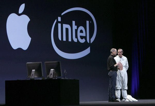 Steve Jobs opowiada o nowym iMacu z procesorem Intel Core Duo - 10 stycznia 2006 roku.