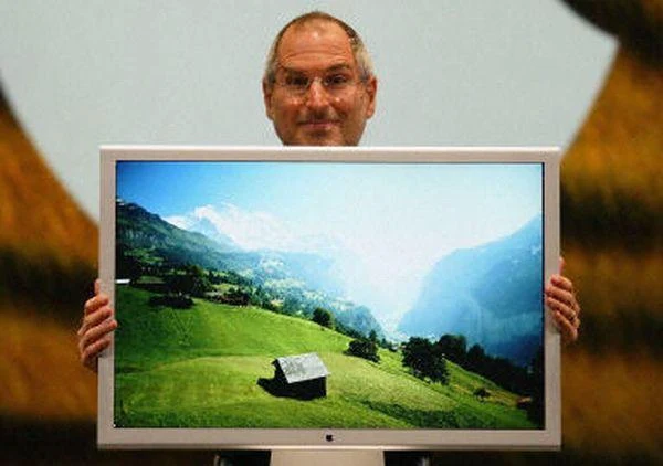 Steve Jobs wygłasza przemówienie na konferencji Worldwide Developers 28 czerwca 2004 roku.