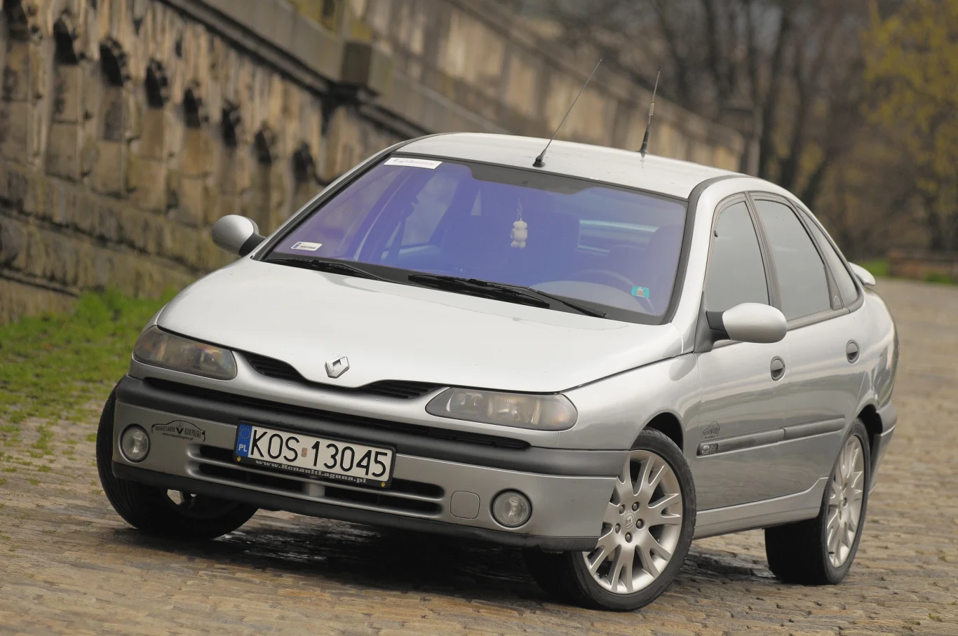 Renault Laguna I - prawie jak wino.