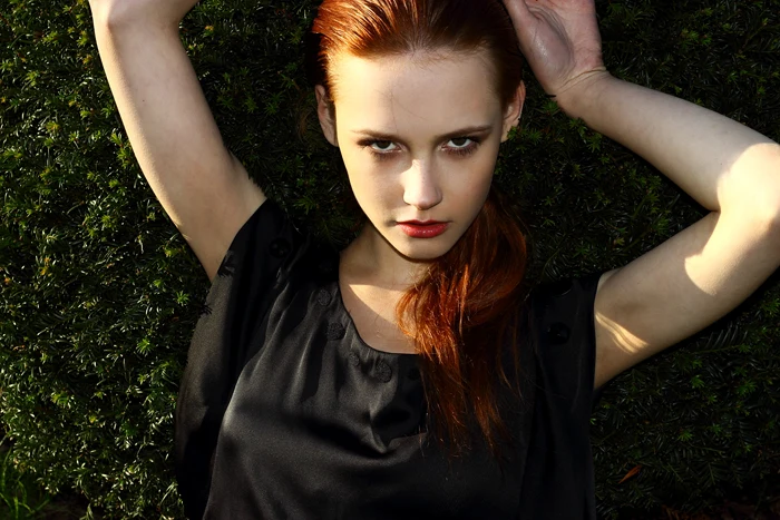 Kobieta w strojach Taraski chce być kusicielką i kobietą niezależną. Chce być delikatna, ale i waleczna. Chce uwodzić, ale nie chce być uprzedmiotowiona