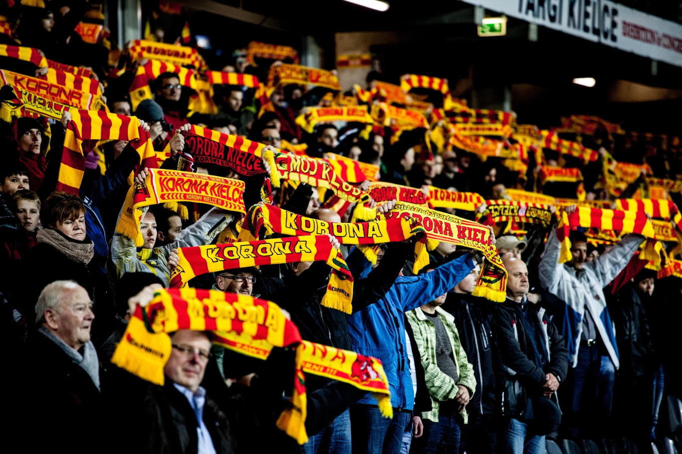 Gola dla Wisły strzelił Cwetan Genkow, a do wyrównania doprowadził w doliczonym czasie gry Maciej Korzym.