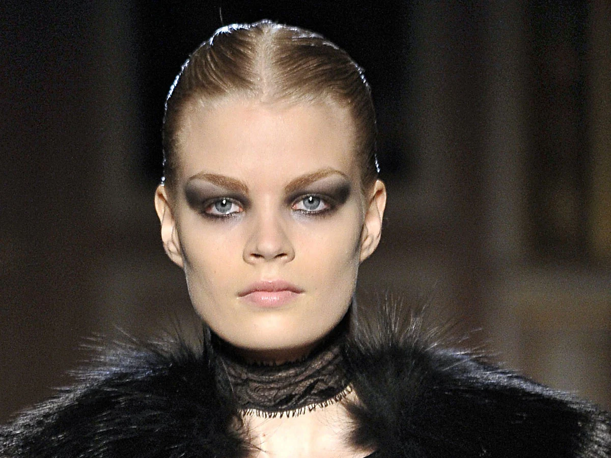 Make-up w stylu lat 60. Make-up w stylu lat 60.