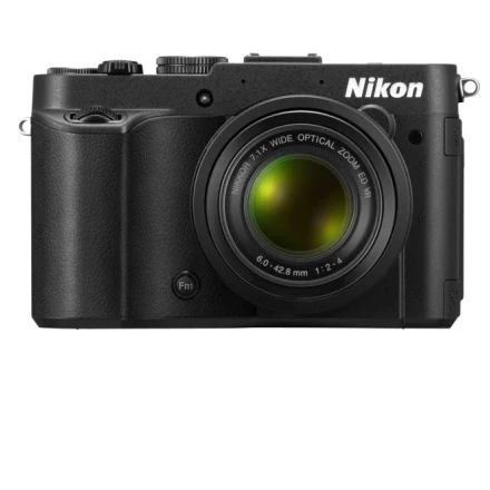 Nikon P7700