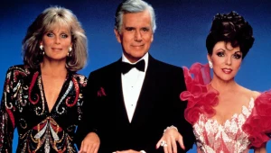 Losy Blake'a (w tej roli nieżyjący już John Forsythe), Krystle (Linda Evans) i Alexis (Joan Collins) przyciągały przed ekrany miliony wiernych widzów. 