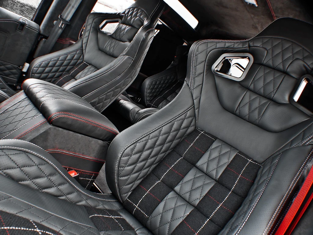 Land Rover Defender Harris Tweed Edition - Motoryzacja w INTERIA.PL