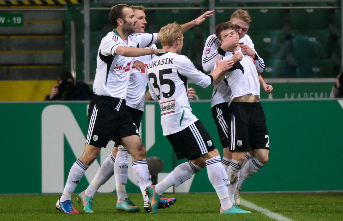 Zwycięskiego gola dla stołecznej drużyny zdobył Jakub Kosecki.