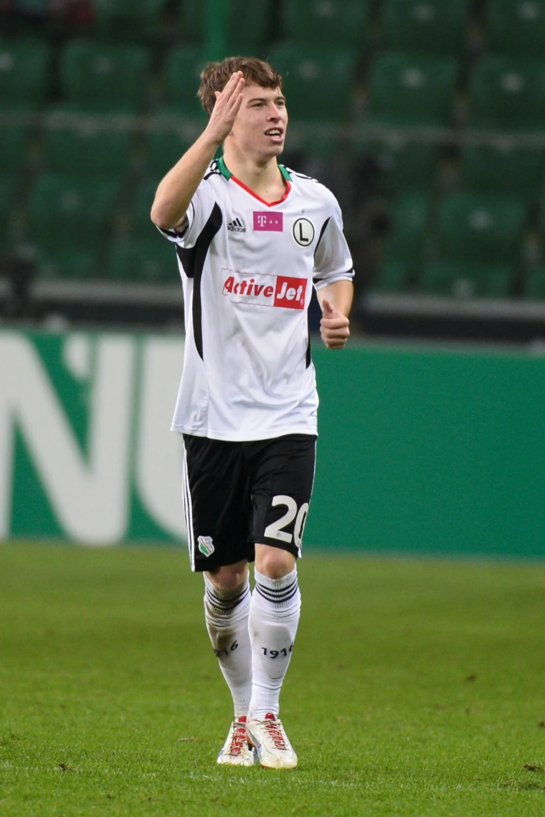 Zwycięskiego gola dla stołecznej drużyny zdobył Jakub Kosecki.