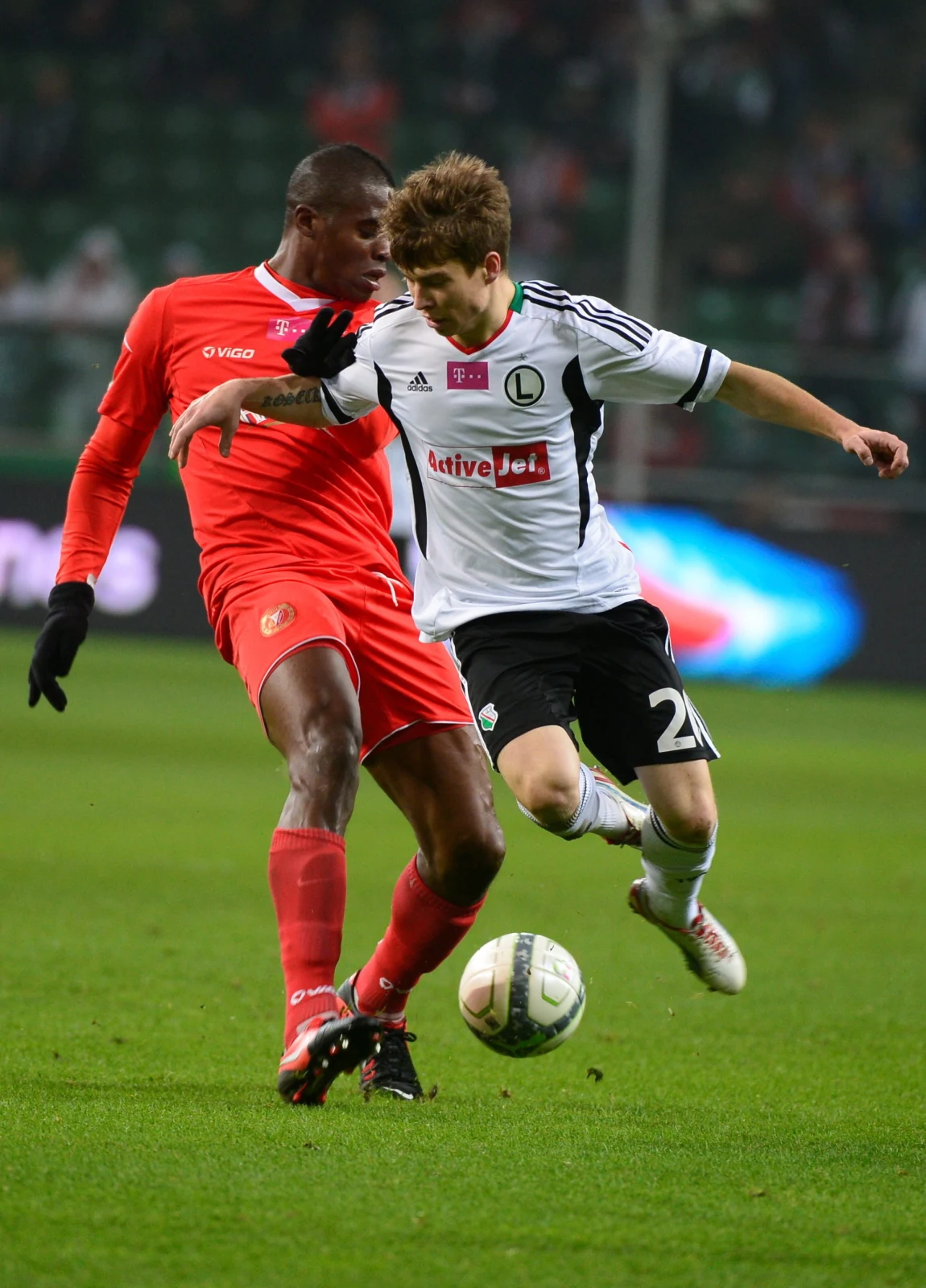 Zwycięskiego gola dla stołecznej drużyny zdobył Jakub Kosecki.