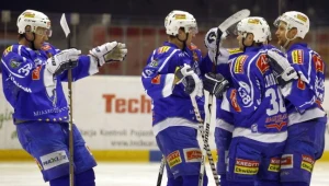 Hokeiści Aksam/Unii Oświęcim cieszą się z wysokiego zwycięstwa. 