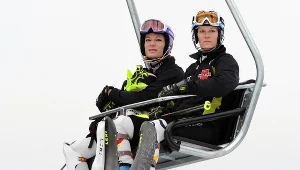 Maria Riesch-Hoefl (z lewej) i Susanne Riesch
