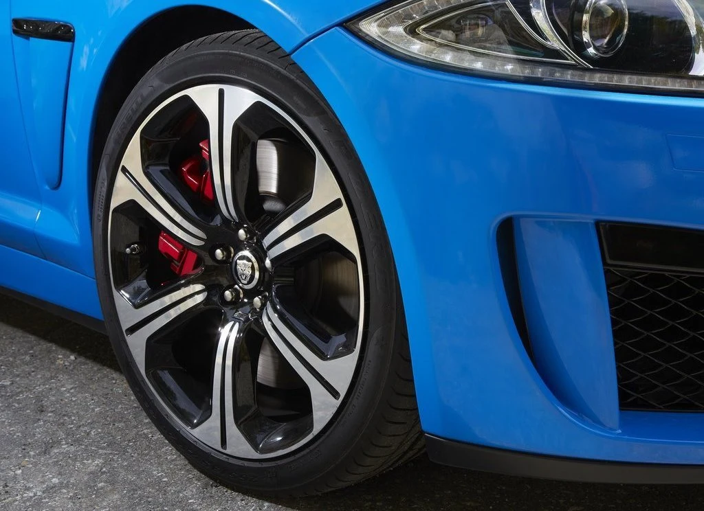 Jaguar XFR-S Jaguar XFR-S