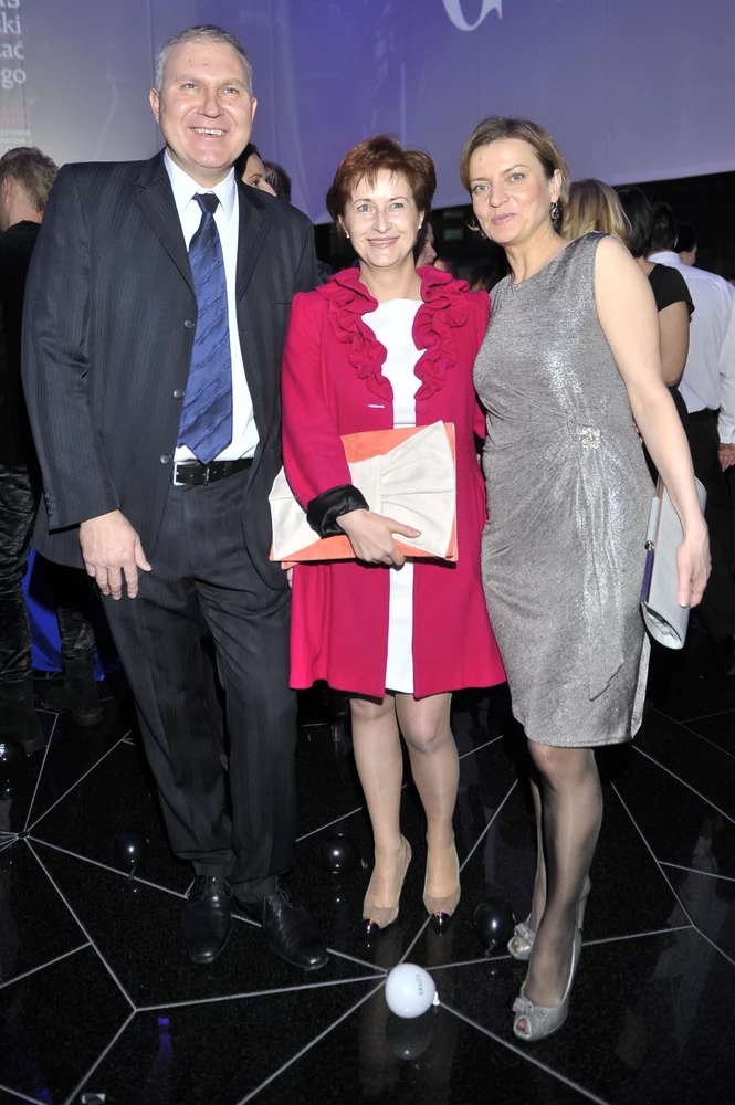 Witold Woźniak - prezes zarządu Grupy Bauer Media, Joanna Rajpert (redaktor naczelna pism "Naj" i "Tina") i Małgorzata Kaferska-Łysek (zastępca redaktor naczelnej pisma "Naj") Witold Woźniak - prezes zarządu Grupy Bauer Media, Joanna Rajpert (redaktor naczelna pism "Naj" i "Tina") i Małgorzata Kaferska-Łysek (zastępca redaktor naczelnej pisma "Naj")