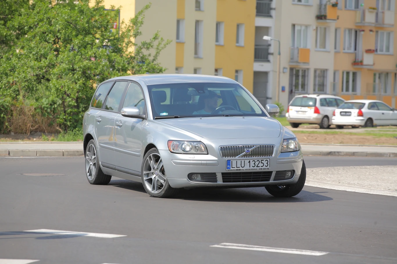 Główne zalety V50 to bardzo szeroka paleta silników i bogate wyposażenie.