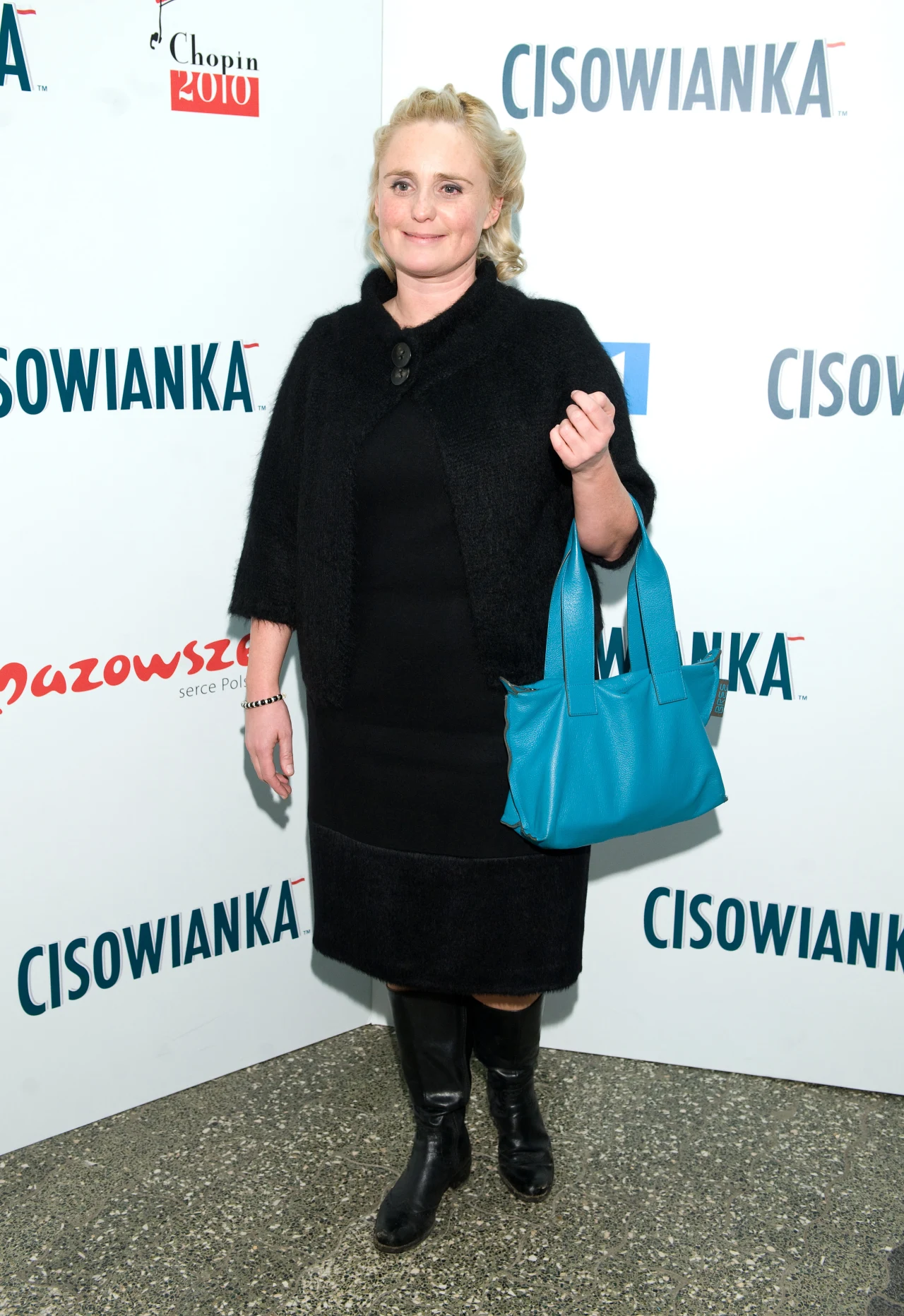 Kinga Preis nie chciała być dłużej kojarzona z wyglądem sympatycznej gosposi z serialu "Ojciec Mateusz" - okrągła figura odbierała jej wiarygodność jako romantycznej uwodzicielce. 