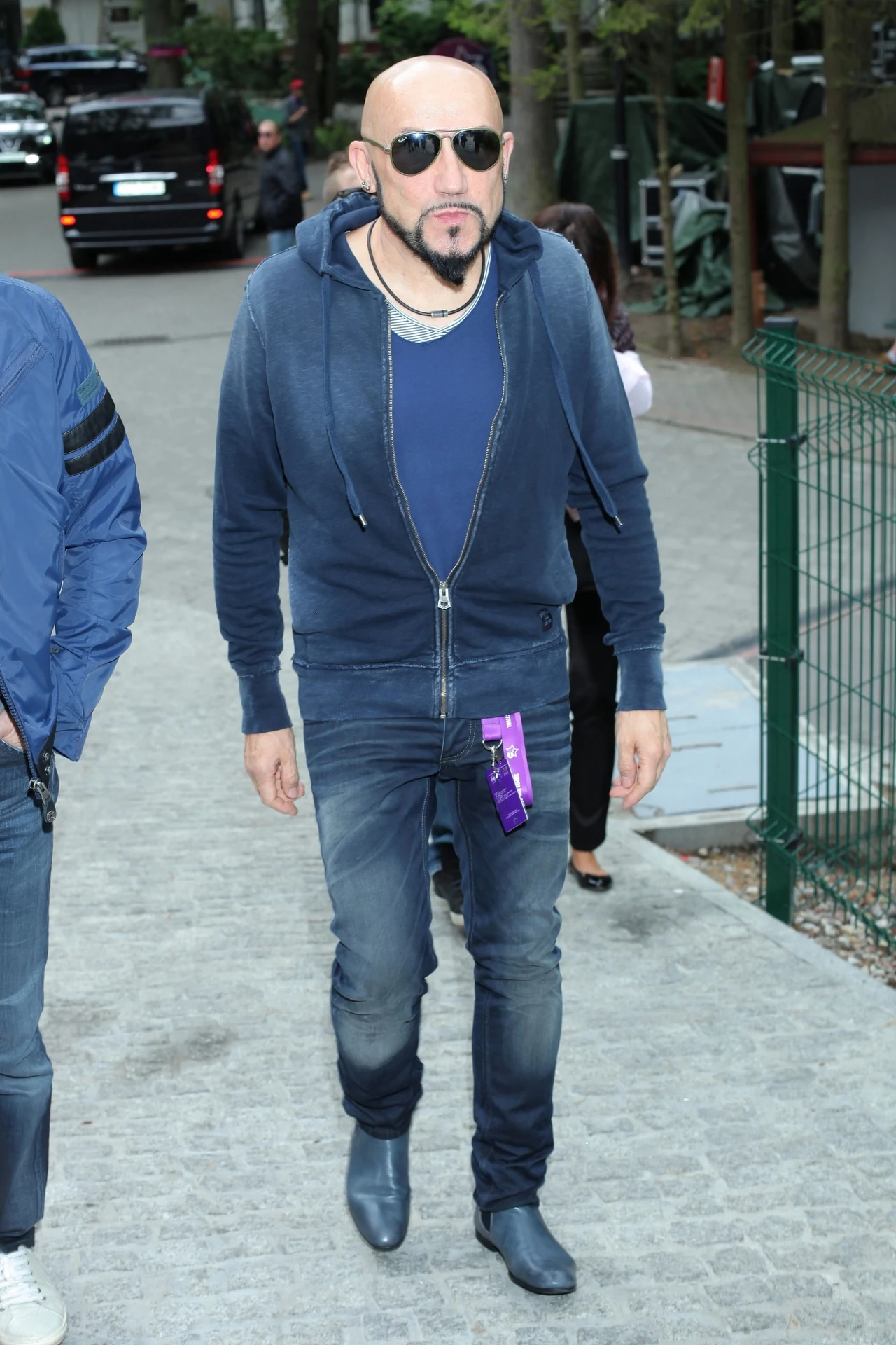 „Po prostu nie jem frytek” - żartował Skawiński. Zapewnił przy okazji, że nie stosuje żadnych groźnych diet, a kilogramy zrzuca pod okiem dietetyka.