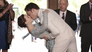 W ostatnim odcinku widzowie będą świadkami ślubu Blair i Chucka. 
