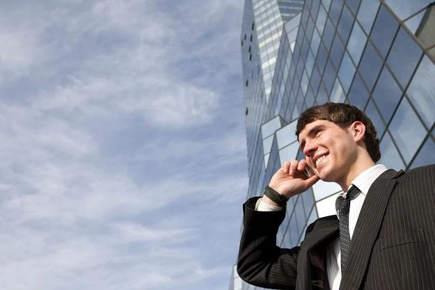 Duże miasta zwiększają szanse na wyższą pensję Duże miasta zwiększają szanse na wyższą pensję