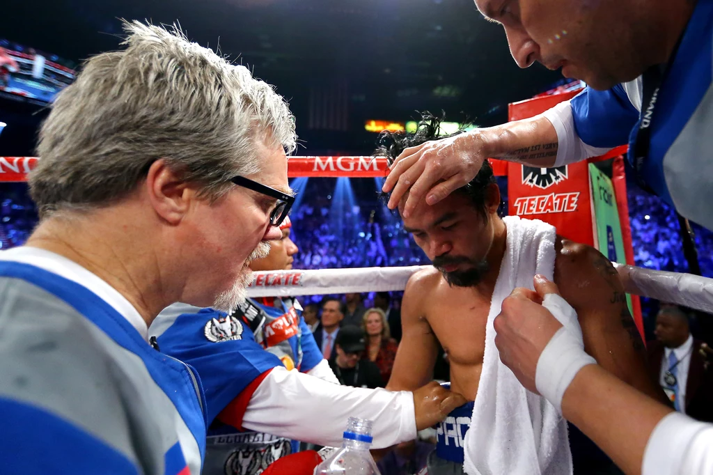 To było czwarte starcie Marqueza z Pacquiao i pierwsze zakończone przed czasem To było czwarte starcie Marqueza z Pacquiao i pierwsze zakończone przed czasem