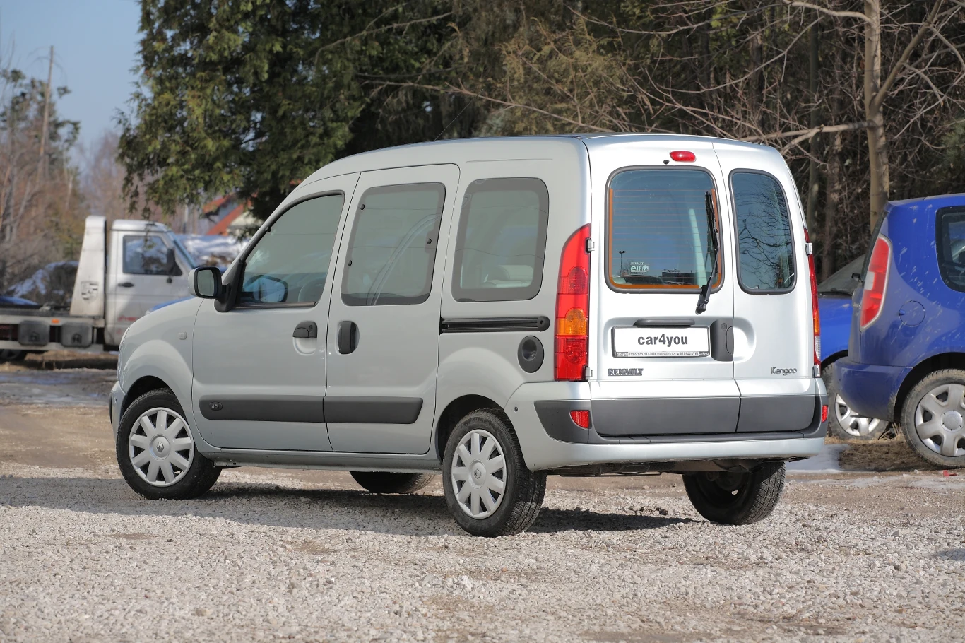 Wersje z małymi silnikami benzynowymi i LPG są poważną alternatywą dla diesli.