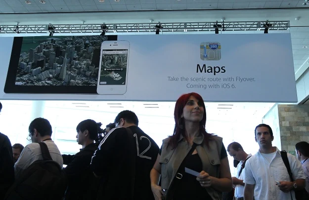 Apple wciąż poprawia swój nieudany produkt Apple wciąż poprawia swój nieudany produkt