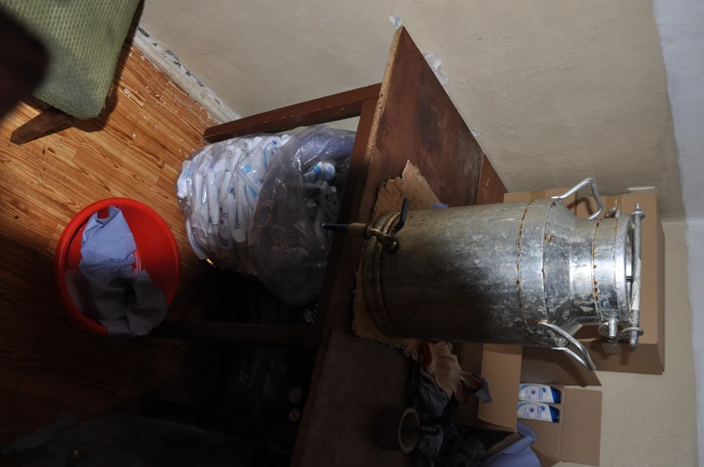 Policja rozbiła grupę podrabiającą kosmetyki i chemię