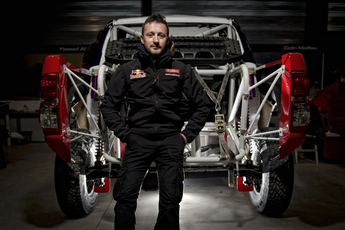Adam Małysz w Rajdzie Dakar 2013 za kierownicą Toyoty Hilux