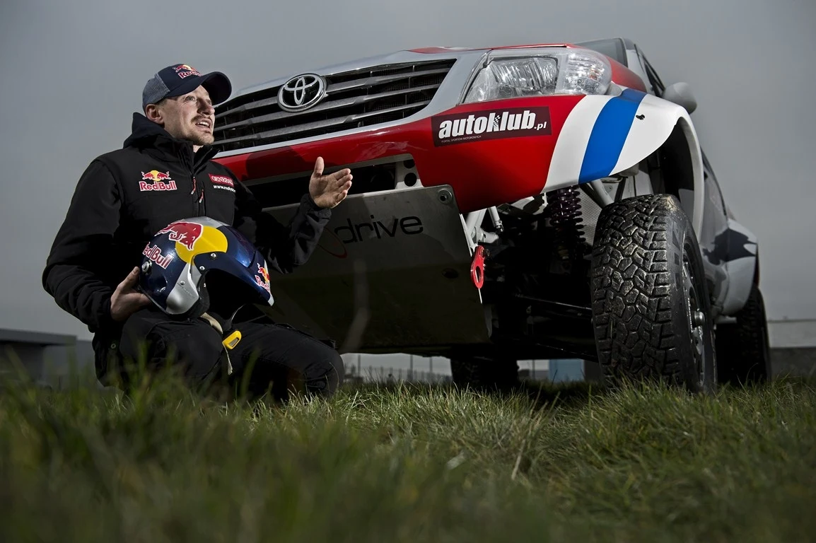 Adam Małysz w Rajdzie Dakar 2013 za kierownicą Toyoty Hilux