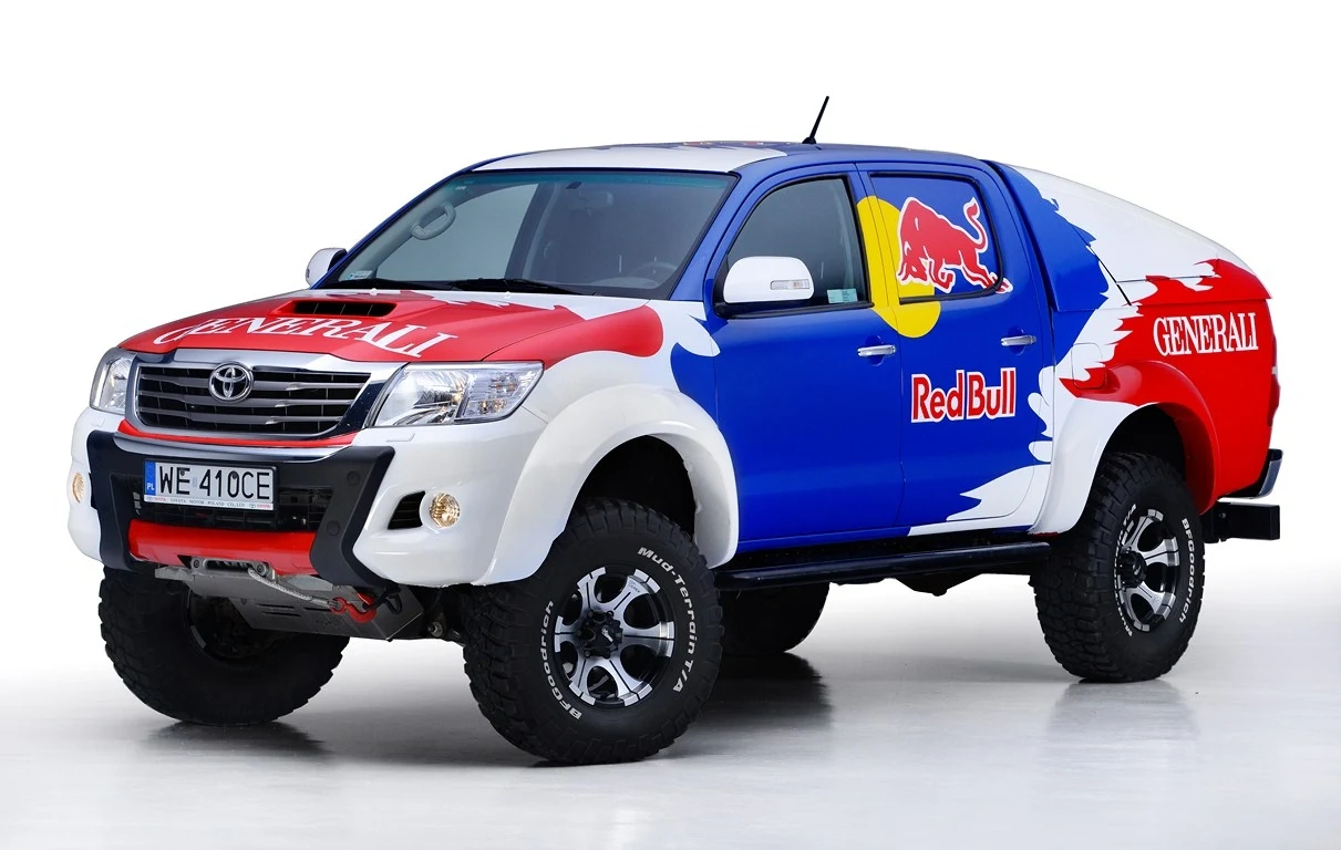 Adam Małysz w Rajdzie Dakar 2013 za kierownicą Toyoty Hilux