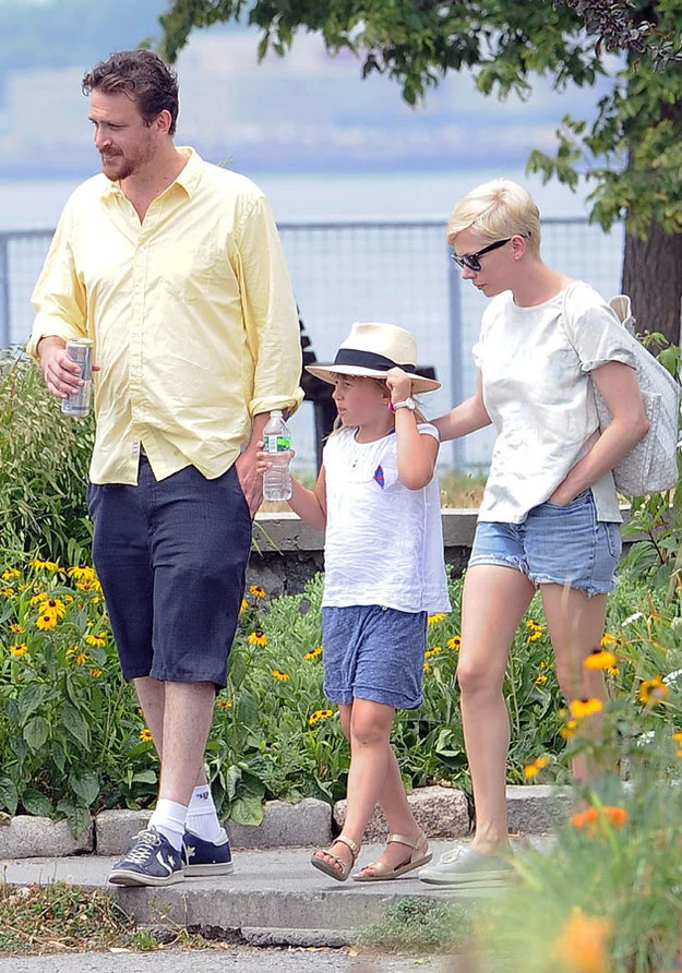 Michelle Williams i Jason Segel padli ofiarą huraganu "Sandy": ich dom został doszczętnie zniszczony wskutek zalania. Większości rzeczy nie udało się uratować.