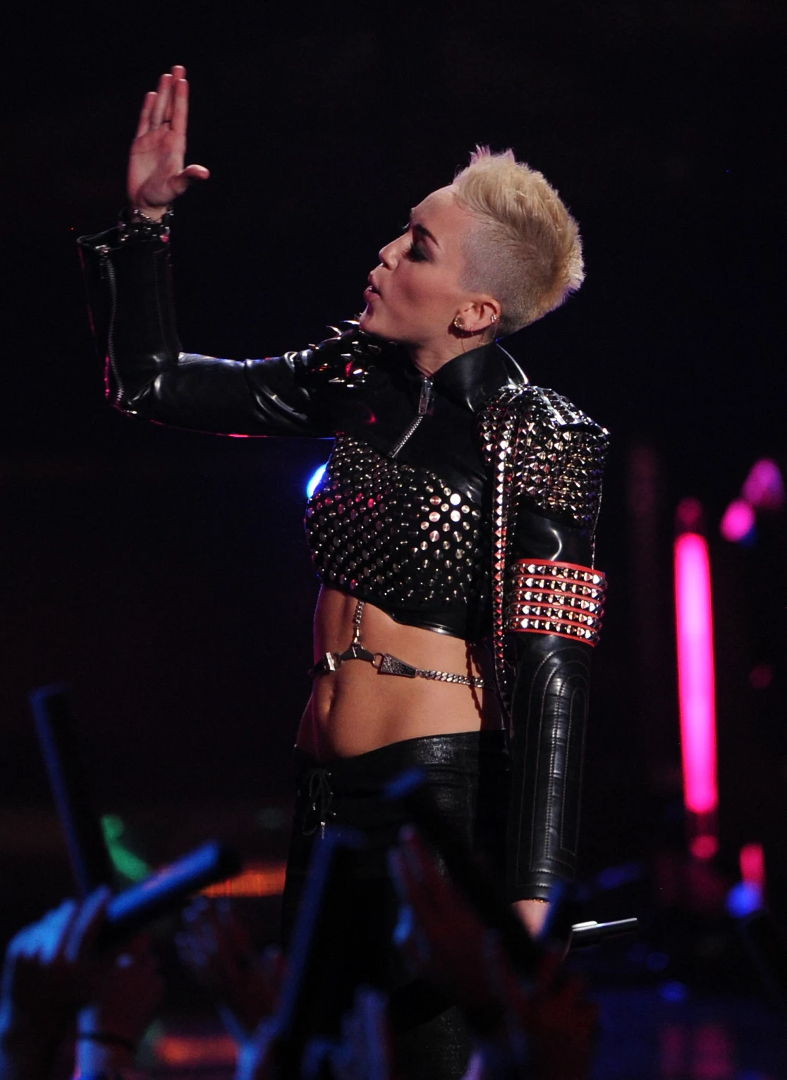 Miley Cyrus na scenie podcza gali "VH1 Divas 2012" Miley Cyrus na scenie podcza gali "VH1 Divas 2012"