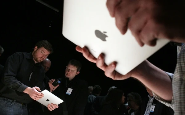 iPad - zdjęcie z prezentacji iPad - zdjęcie z prezentacji