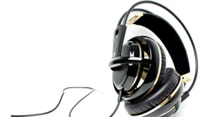 Siberia V2 w czarno-złotej wersji