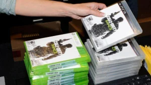 Coraz mniej osób sięga po nowe gry w "tradycyjnym pudełku"