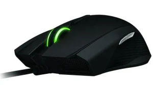 Razer Taipan ma symetryczną budowę, dzięki czemu leworęczni gracze nie będą czuli się pokrzywdzeni
