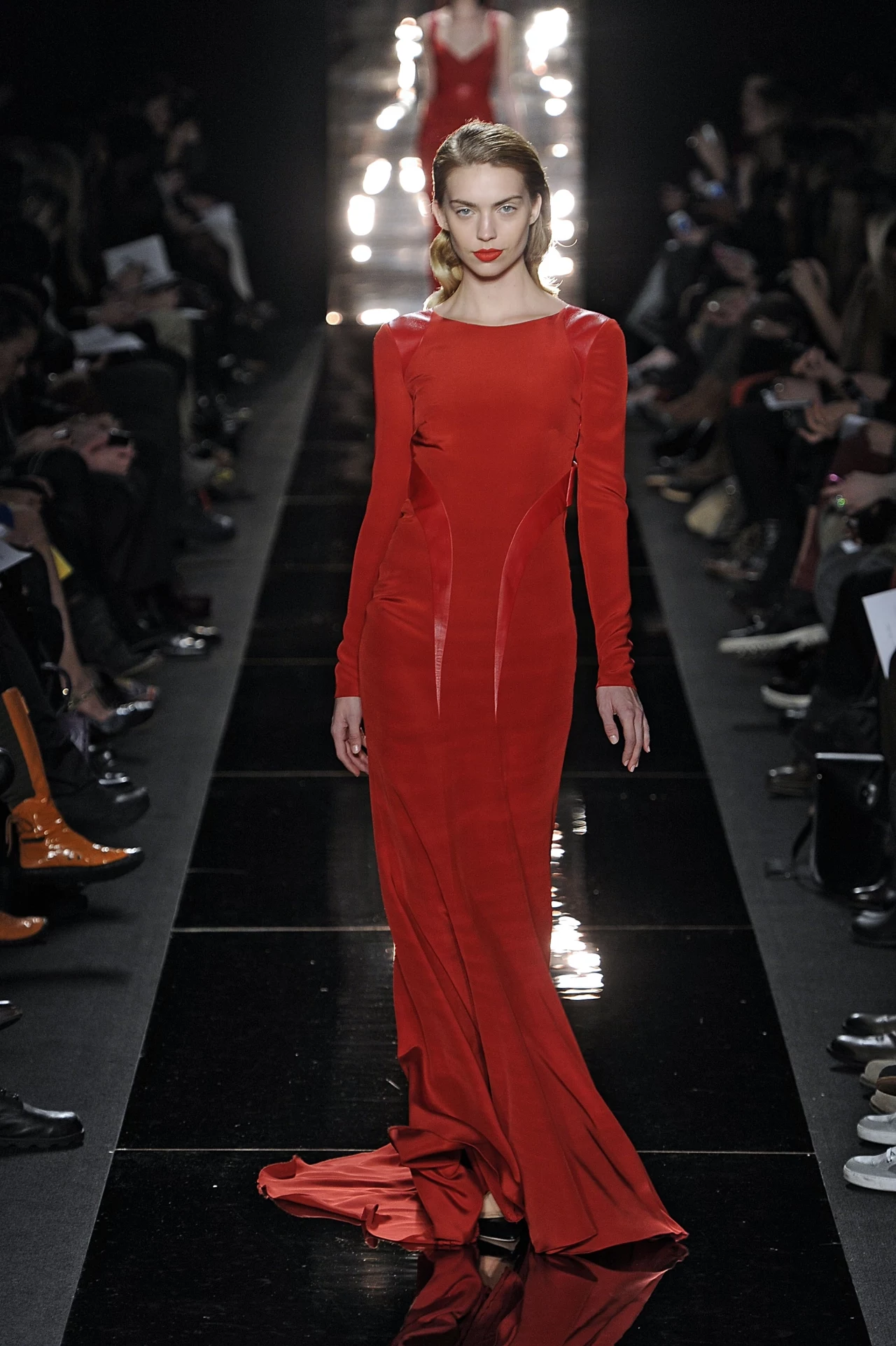 Projekt: Monique Lhuillier Projekt: Monique Lhuillier